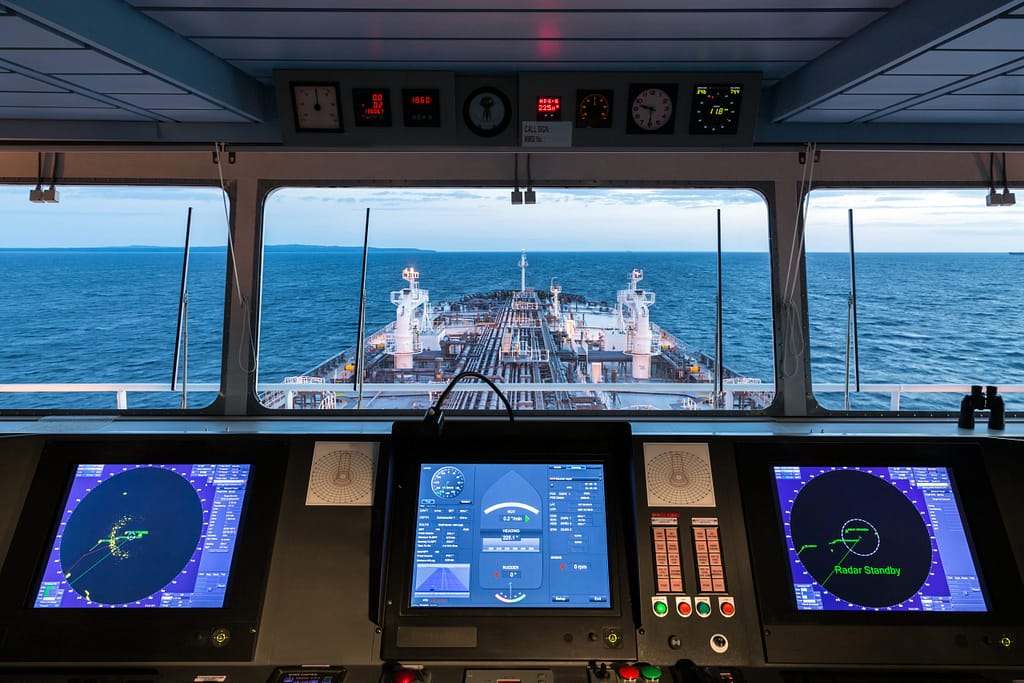 track ships in the ocean